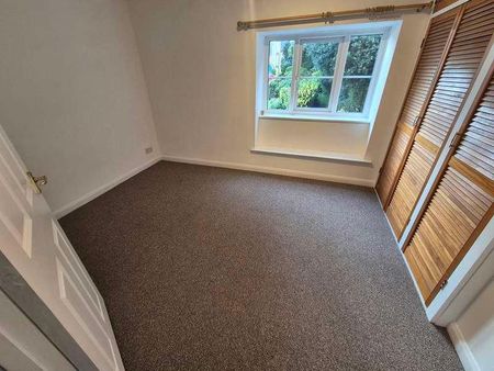 South Street, Crewkerne, TA18 - Photo 2