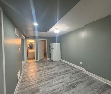 For Lease - 6 Lillian Crescent, Brampton, Ontario - Photo 6