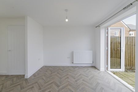 3 bedroom semi-detached house to rent - Photo 2