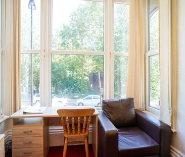 Flat 2, 2 Harcourt Road, Crookesmoor, S10 1DJ - Photo 1