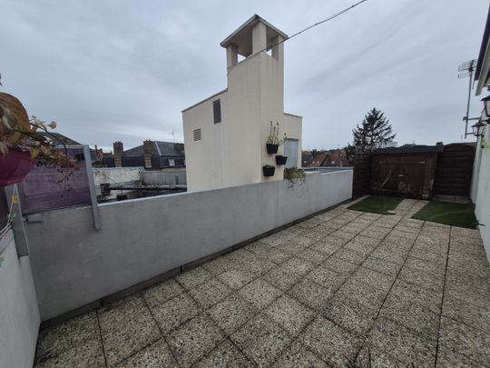 Location Appartement 3 pièces 82m² ST OMER 62500 - Photo 1