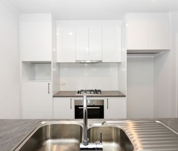 3/24 Hunter Rd, Christies Beach SA 5165 - House For Rent | Domain - Photo 2