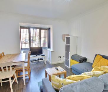 1 bedroom cluster house to rent - Photo 2