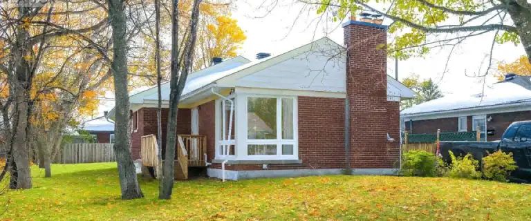 1913 TWEED AVENUE | 1913 TWEED AVENUE, Ottawa - Photo 1