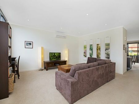 Register to Inspect // Spacious, Impressive & Perfectly Presented - Photo 3