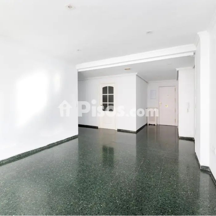 Piso en alquiler en Calle Ribera del Beiro - Foto 1