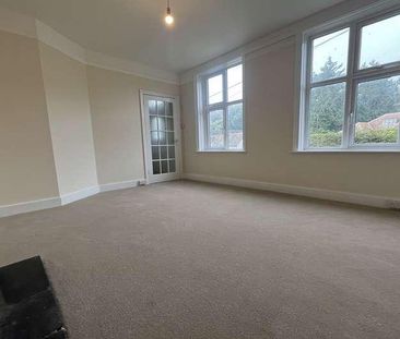 Ellisfield, Hampshire, RG25 - Photo 3