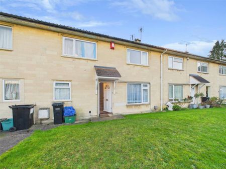 4 bedroom terraced house to rent - Photo 3