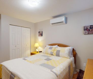 3-Bedroom & 2 Bath lower unit (Powell River) - Photo 1