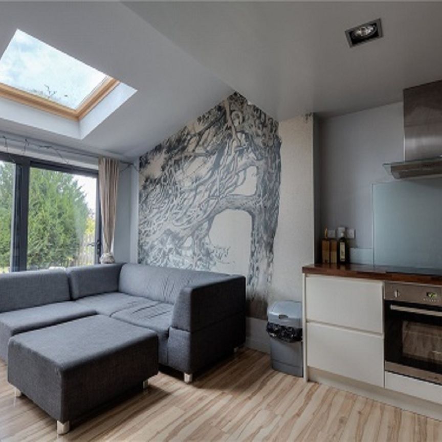 5 Plane Street, Huddersfield, HD4 - Photo 1