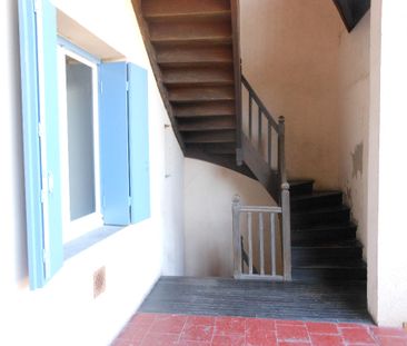 Location Appartement 2 pièces 56m² - Photo 2