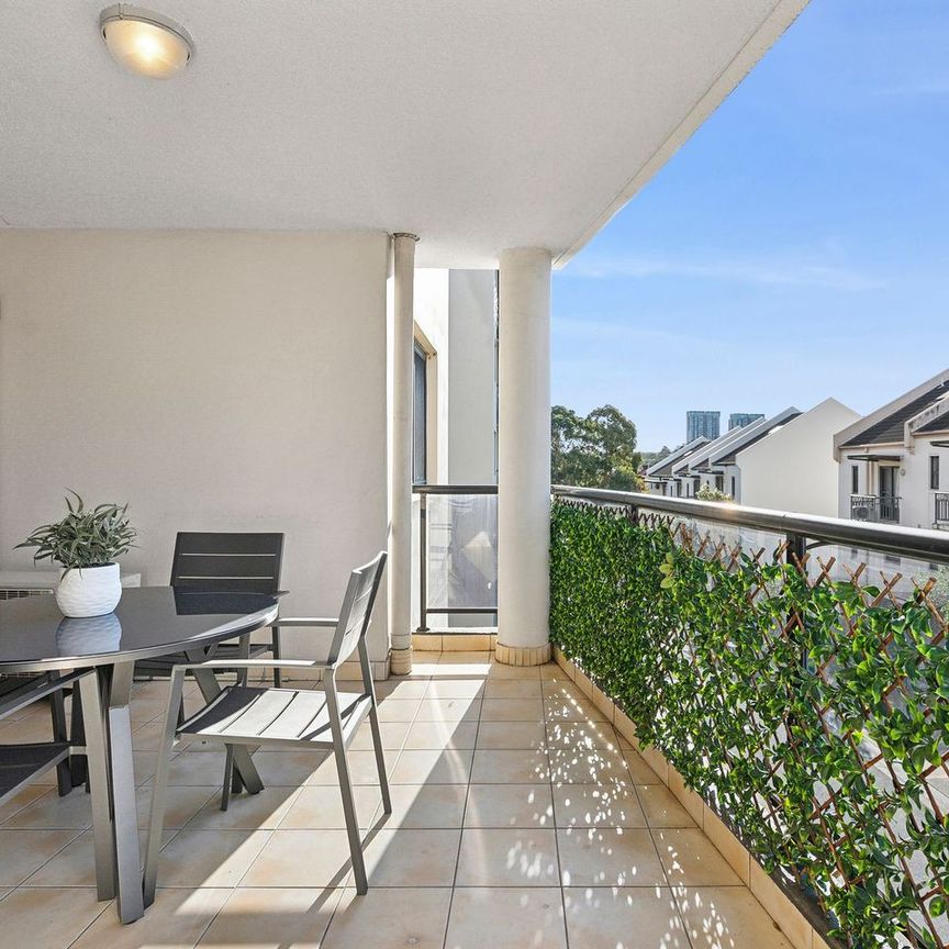 9/2 Taylors Drive, Lane Cove - Photo 1