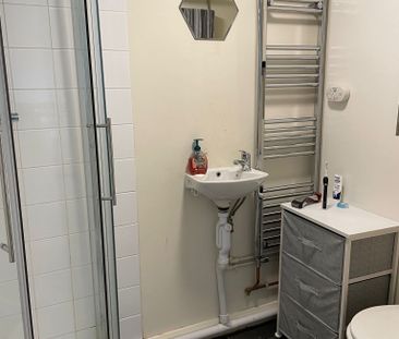 Howcotte Green, Canley, CV4 8BP - Photo 5