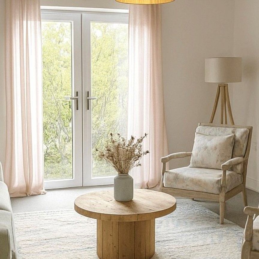 Forever House, Holborn Place, Bulwell, Nottinghamshire, NG6 - Photo 1