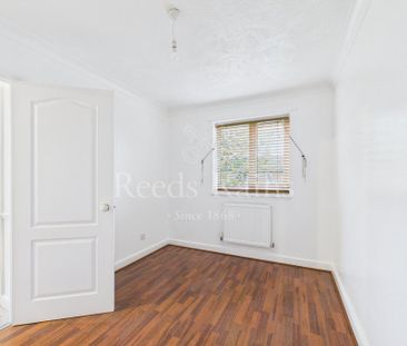 3 bedroom detached house to rent - Photo 4