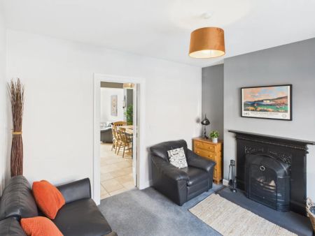 7 Park Drive - Photo 2