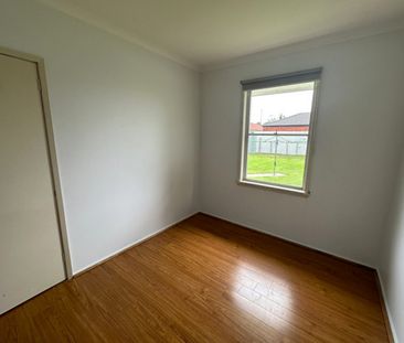 27 Cameron Avenue,, Shepparton VIC 3630 - Photo 4