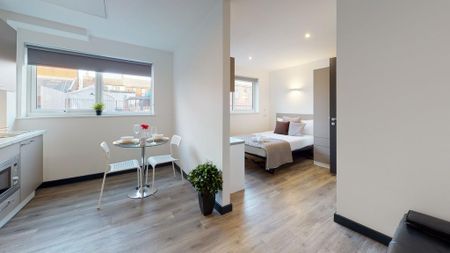 Studio to rent - Photo 2