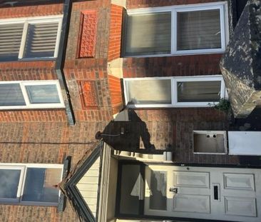 House share to rent - Photo 4
