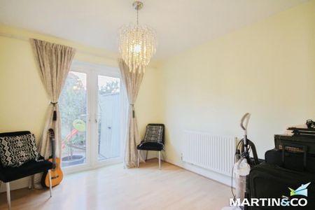 3 bedroom semi-detached house to rent - Photo 4