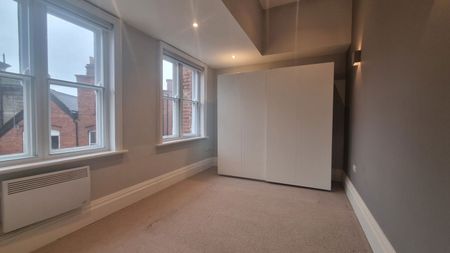 The Old Library, Stourbridge, DY8 - Photo 2