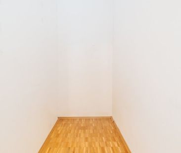 WOHNEN AM PARKRAND I BALKON I WG-TAUGLICH I RUHIG I BADEWANNE I AB ... - Photo 2