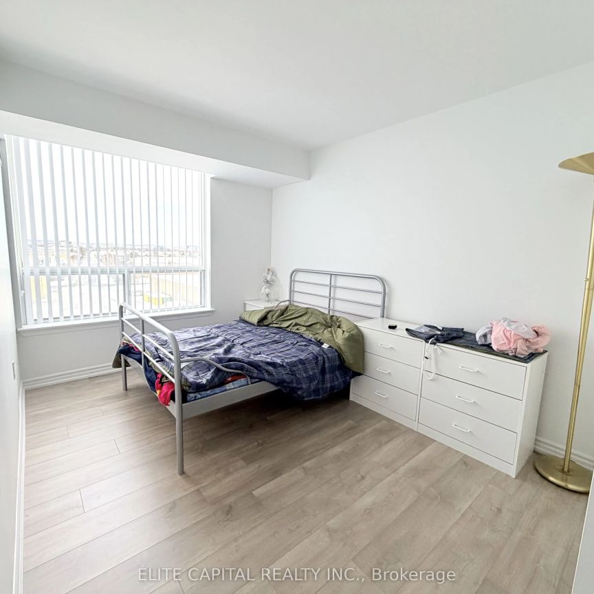 9015 Leslie Street #616 - Photo 1