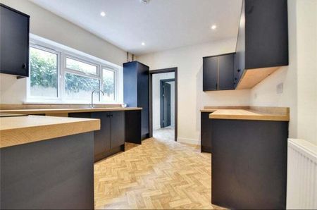 Park Lane, KIDDERMINSTER - Photo 4