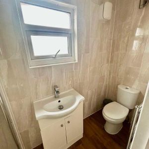 Balmoral Road, Gillingham, ME7 - Photo 2