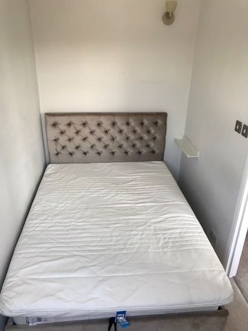 2 Bed Flat, Avenue Park Road, SE27 - Photo 4