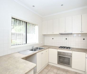 13 Chappell Drive, Watsonia North - Photo 3