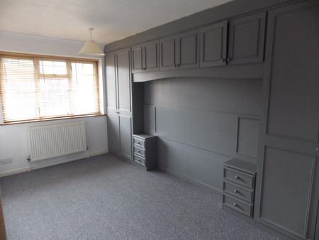3 bedroom terraced house to rent - Photo 4
