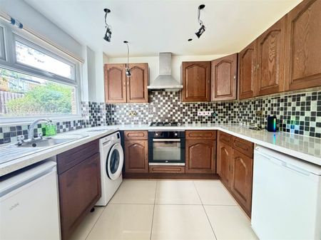 2 Bedroom House To Let - Photo 3
