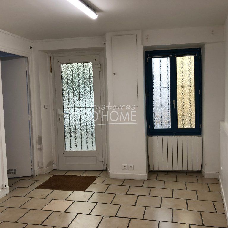 F1 - LA FERTE GAUCHER - 20,30 m² - Photo 1
