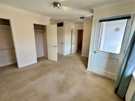 2 bedroom apartment to rent - Photo 3