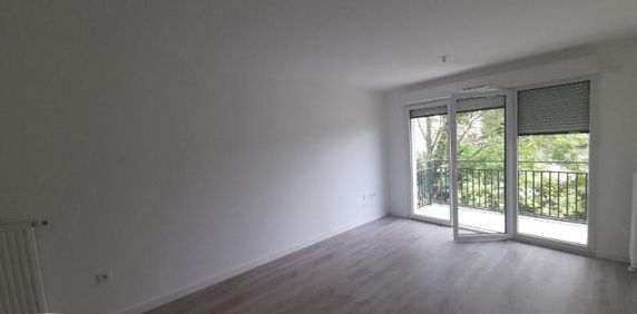 Location Appartement 2 pièces 40m² MARQUETTE LEZ LILLE 59520 - Photo 2