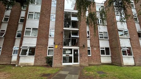 2 bedroom flat to rent - Photo 4