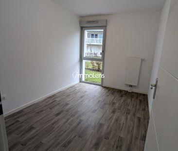 T3 2 chambres avec balcon et place de stationnement - Photo 6