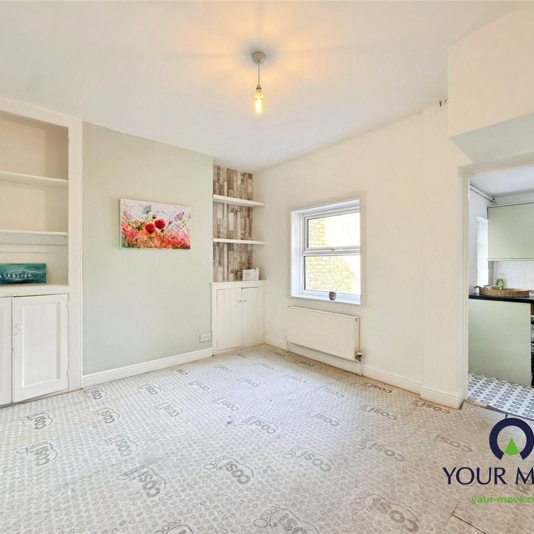 3 bedroom terraced house to rent - Photo 1