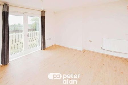 Amelia Way, Newport, NP19 - Photo 3