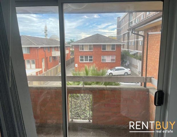 2 BEDROOM UNIT FOR LEASE - Photo 1