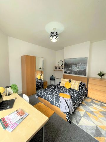 32 Howe Street - Photo 5