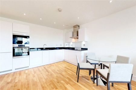 139 Leven Road, Poplar, London, E14 - Photo 5