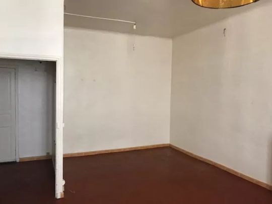 Appartement 1 pièces 44m2 MARSEILLE 6EME 534 euros - Photo 1