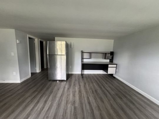 12 Garden St, Unit 9, Lansdowne, ON - Photo 1