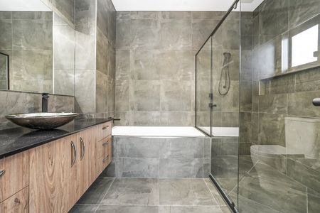 STUNNING ON SUNDEW! - Photo 5