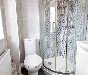 3 bedroom terraced house to rent - Photo 6