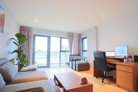 1 bedroom flat to rent - Photo 3