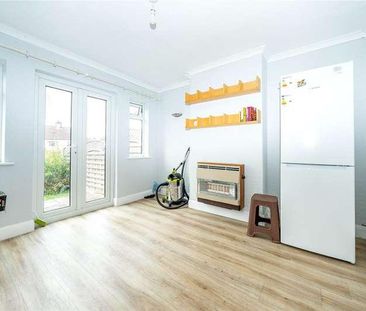 Elm Grove, Maidstone, ME15 - Photo 1