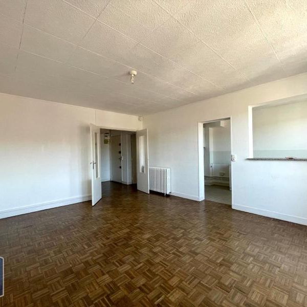 Location Appartement 2 pièces 67m² ST VALERY EN CAUX 76460 - Photo 1